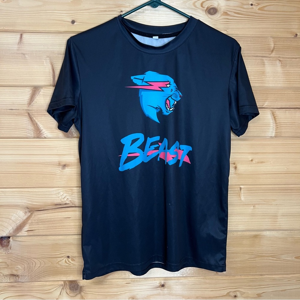 Mr Beast tshirt kids XL (14-16) Womens XS
